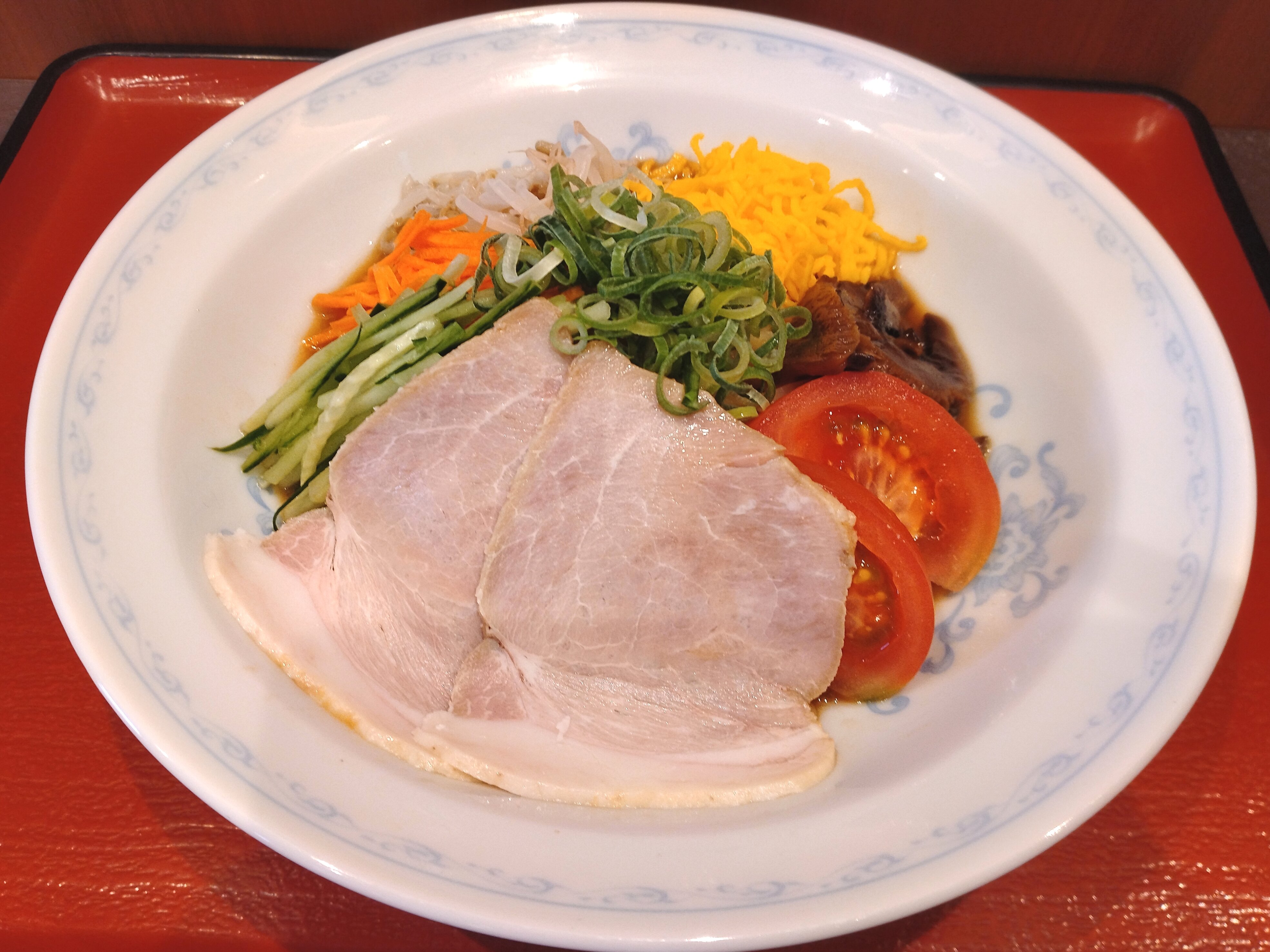 毎年大人気！冷麺＆冷やし担々麺が始まりました。